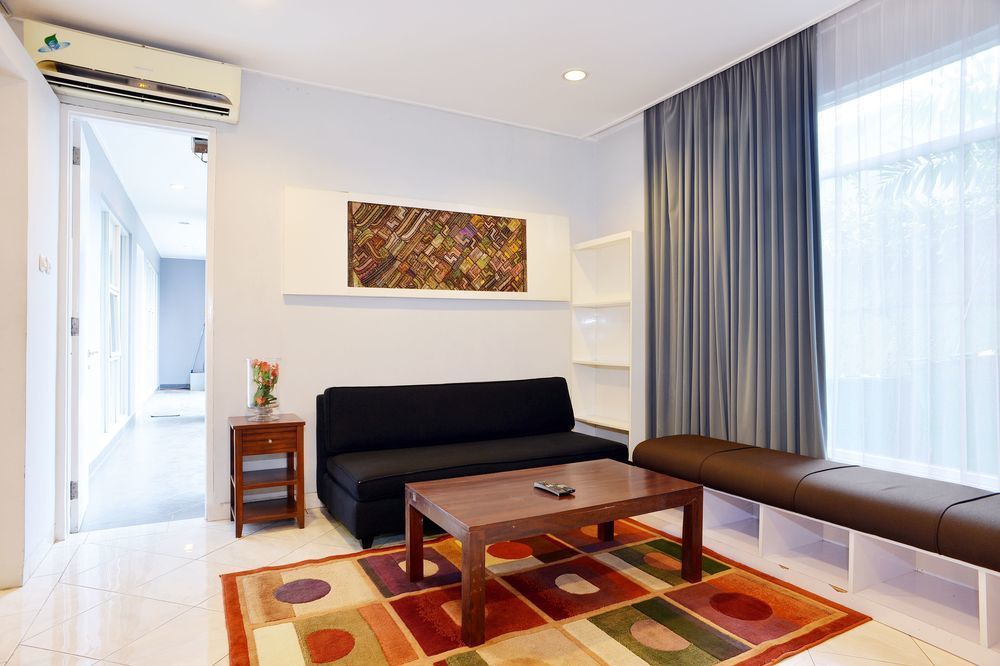 Zen Premium Kemang Timur จาการ์ตา ภายนอก รูปภาพ