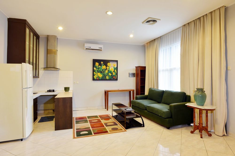 Zen Premium Kemang Timur จาการ์ตา ภายนอก รูปภาพ