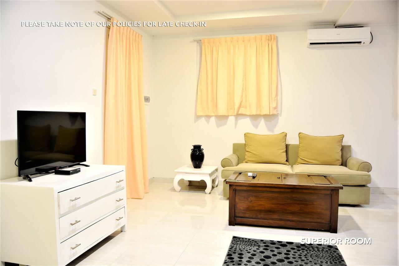 Zen Premium Kemang Timur จาการ์ตา ภายนอก รูปภาพ