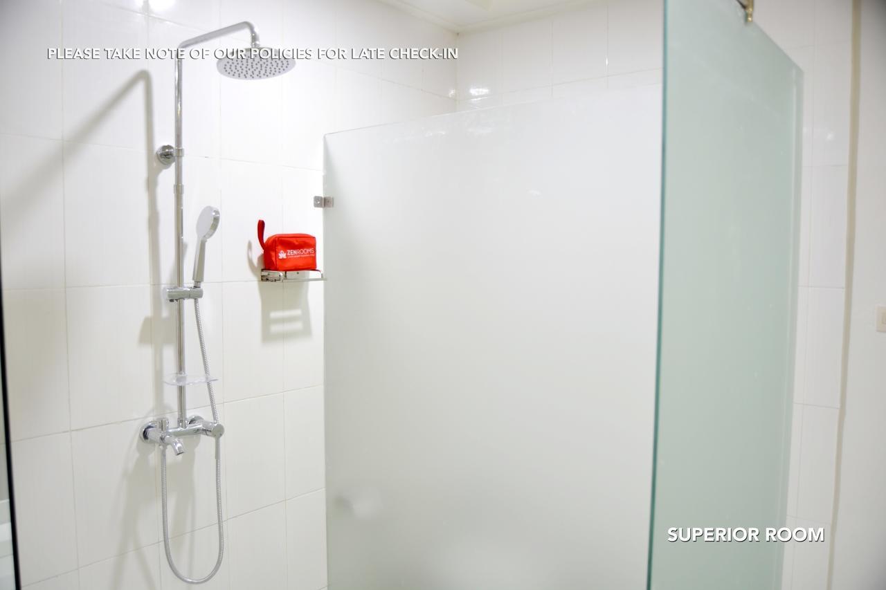 Zen Premium Kemang Timur จาการ์ตา ภายนอก รูปภาพ