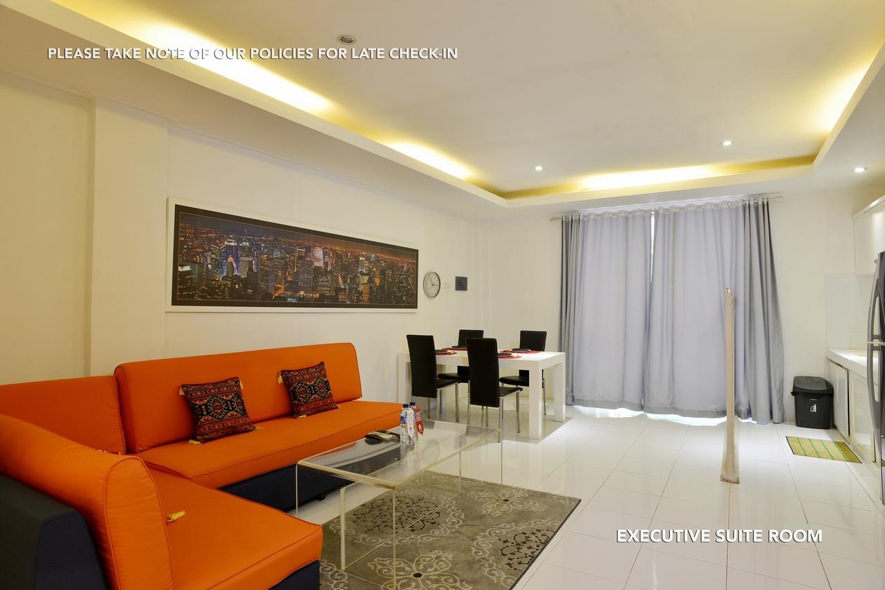 Zen Premium Kemang Timur จาการ์ตา ภายนอก รูปภาพ