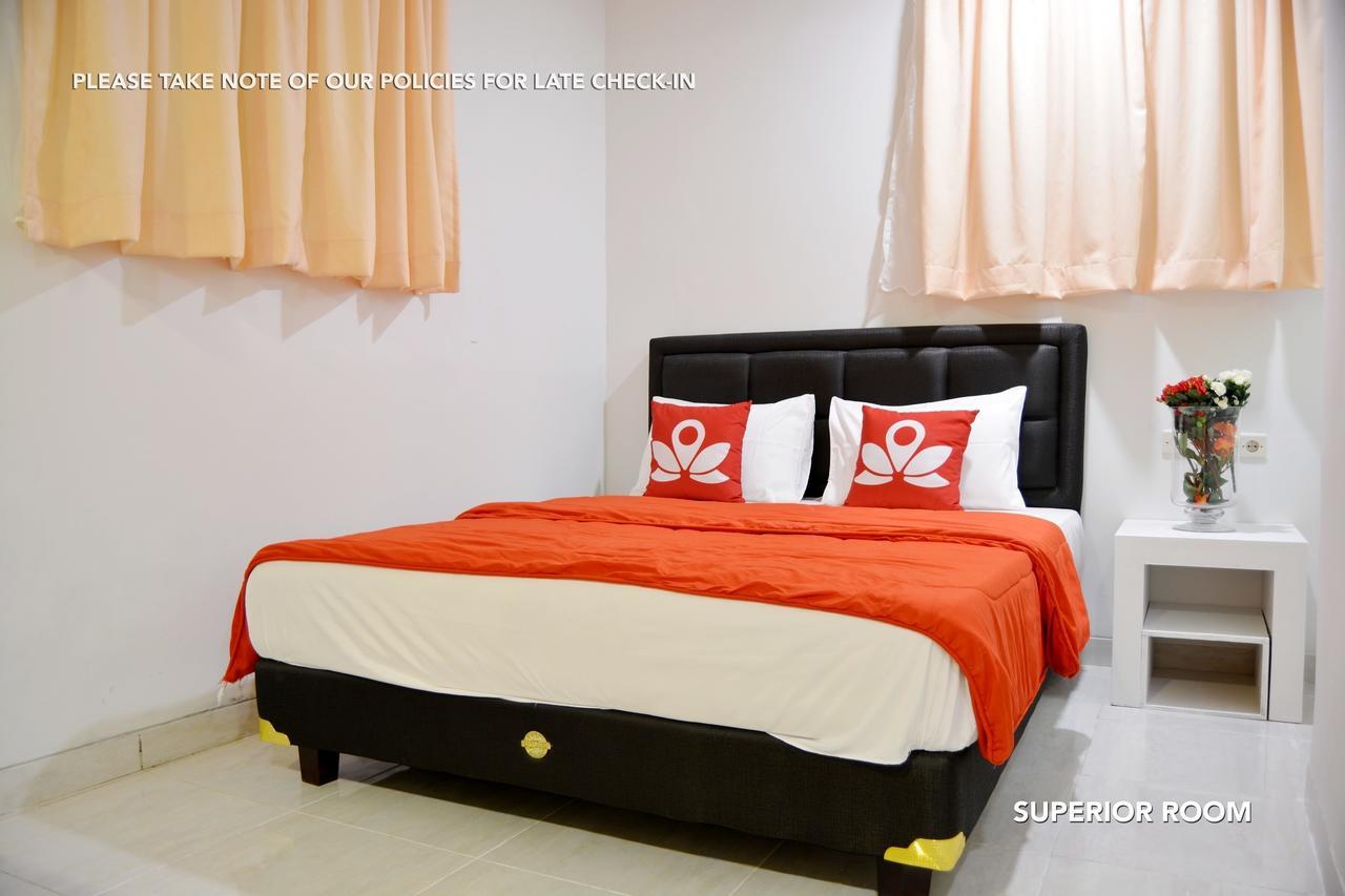 Zen Premium Kemang Timur จาการ์ตา ภายนอก รูปภาพ
