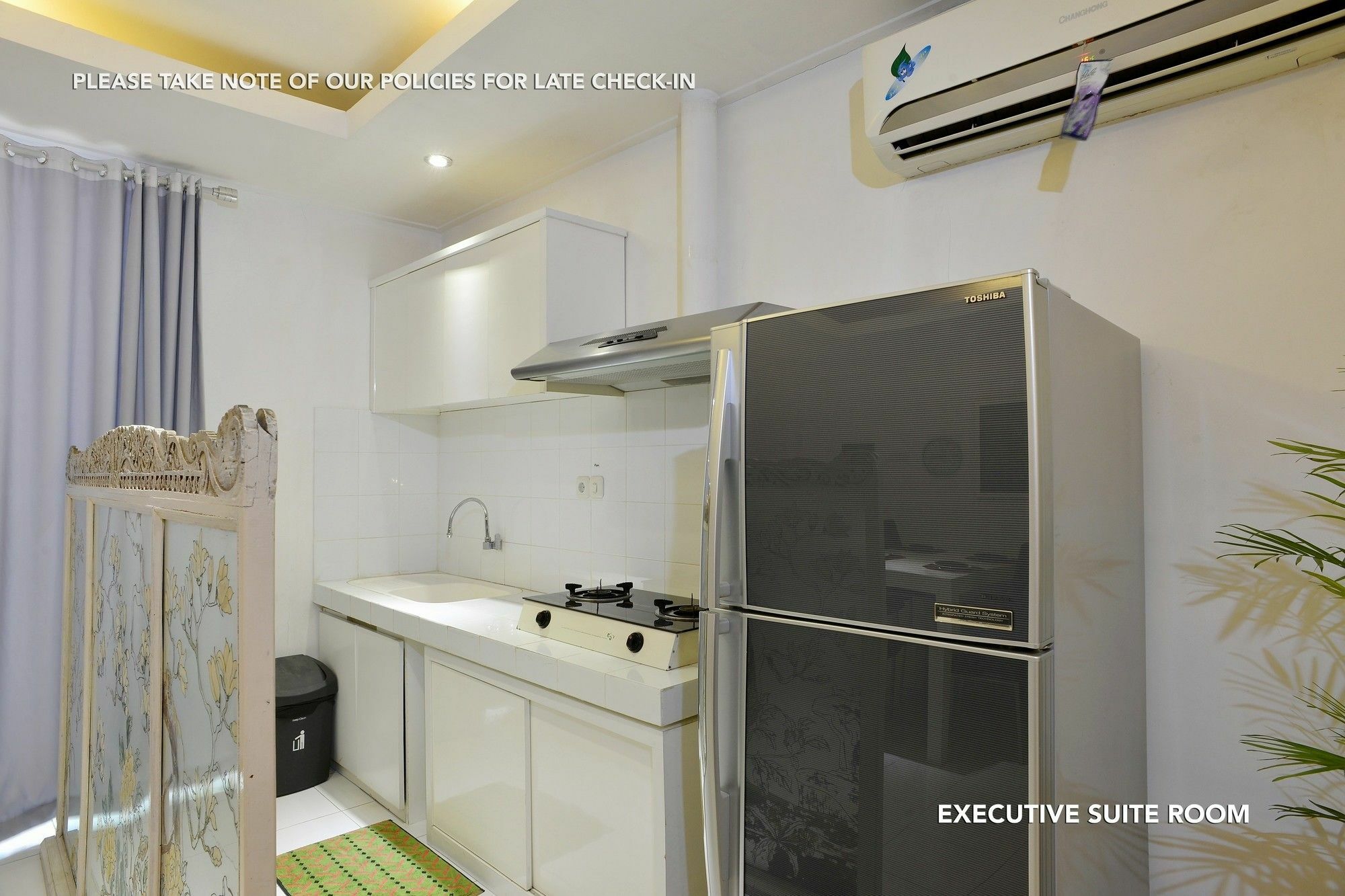 Zen Premium Kemang Timur จาการ์ตา ภายนอก รูปภาพ